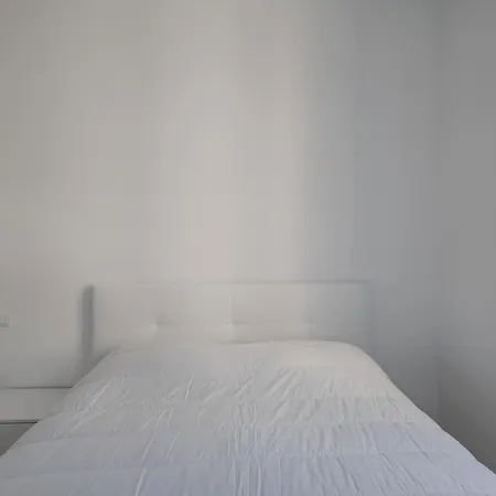 Apartment Guesthost - Maro'